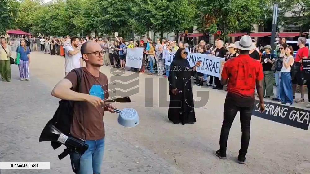 Germany: Protest in Berlin, Demanding End to Gaza Hunger Amid Bombardment