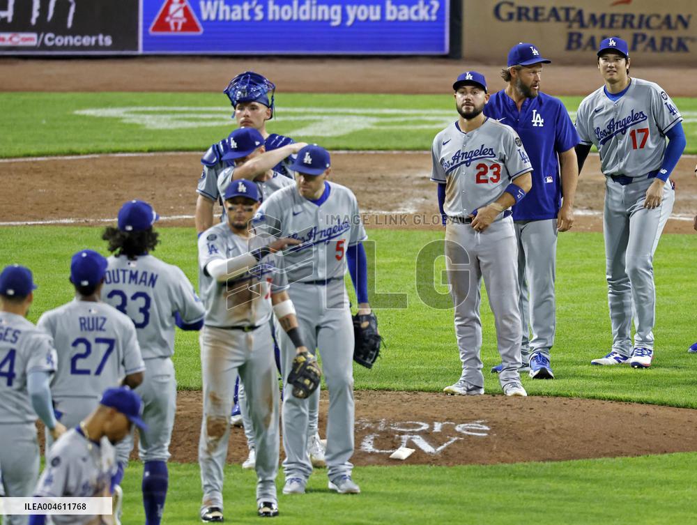 Baseball: Dodgers vs. Reds