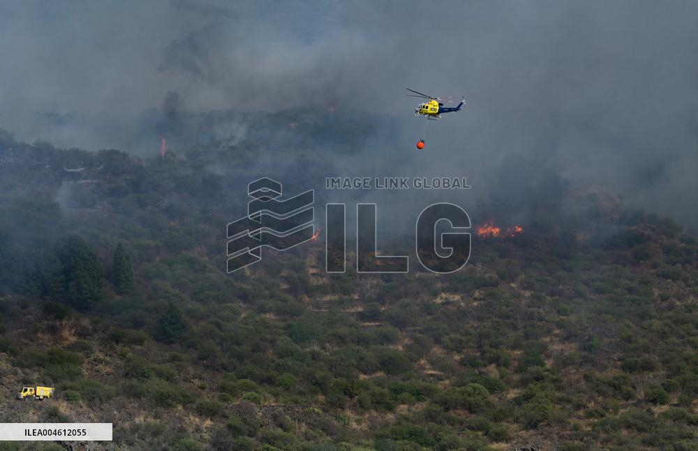 Fire Outbreak in El Tanque Troops Mobilized - Spain