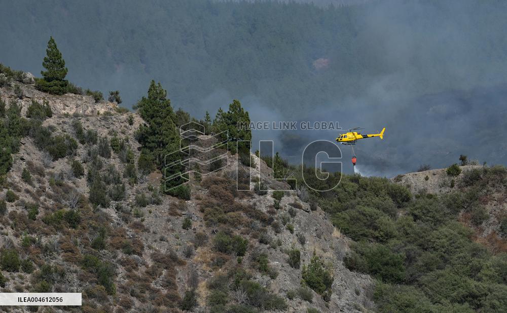 Fire Outbreak in El Tanque Troops Mobilized - Spain