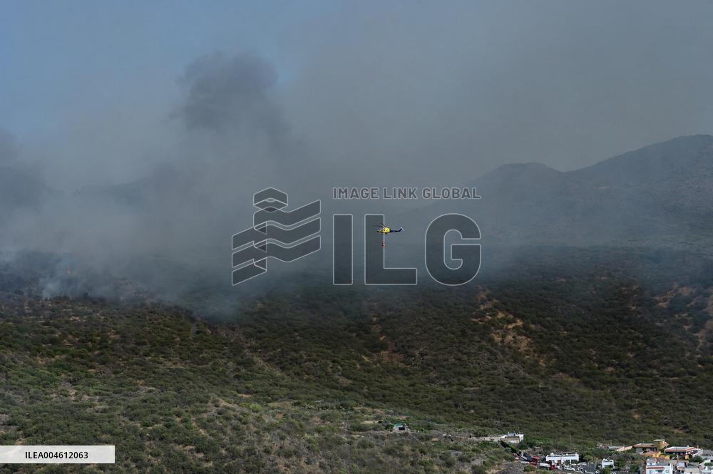 Fire Outbreak in El Tanque Troops Mobilized - Spain