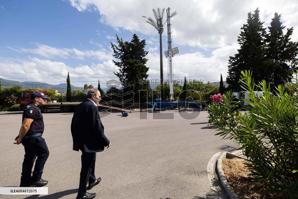 Pompeii Workplace Accident Injures Two in Mobile Basket - Italy