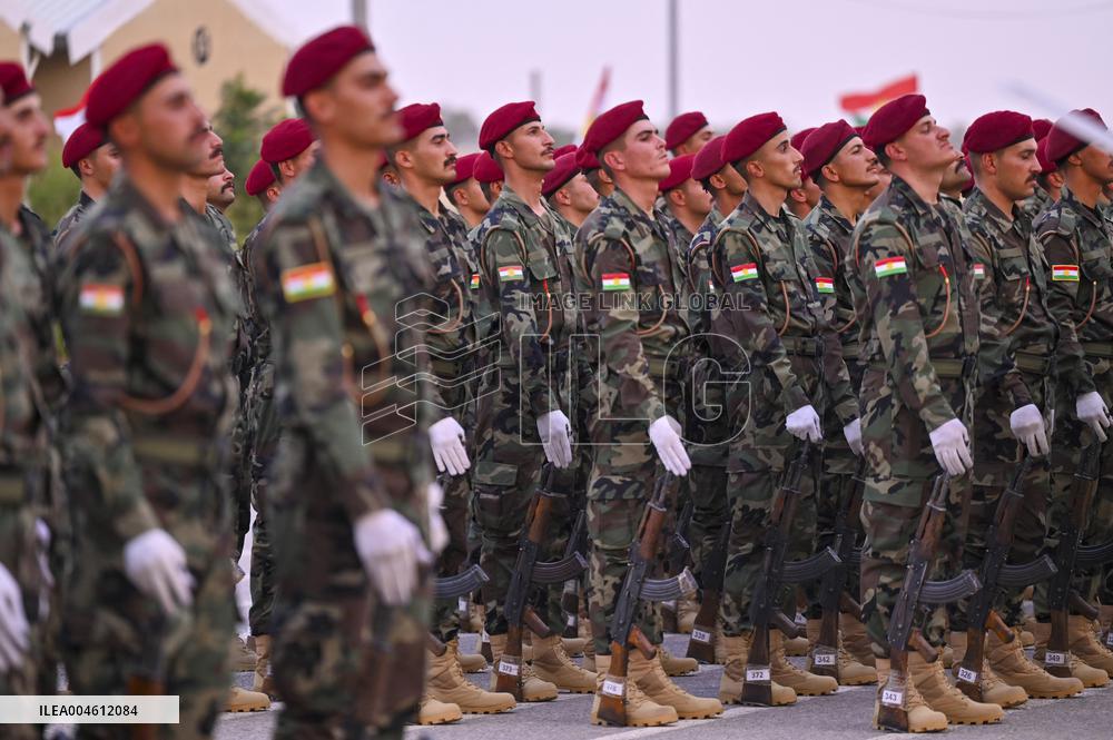Peshmerga Forces Undergo Command Training - Iraq