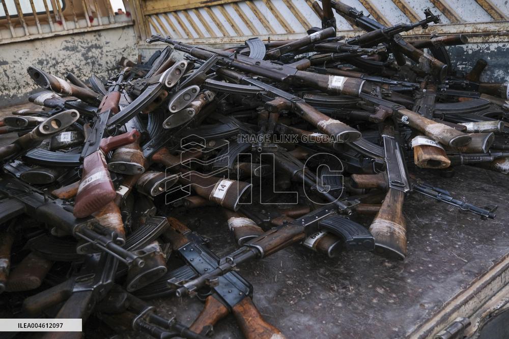 Peshmerga Forces Undergo Command Training - Iraq