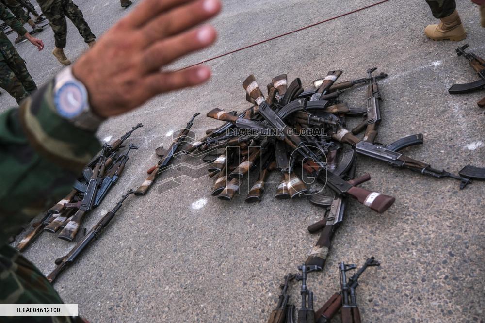 Peshmerga Forces Undergo Command Training - Iraq