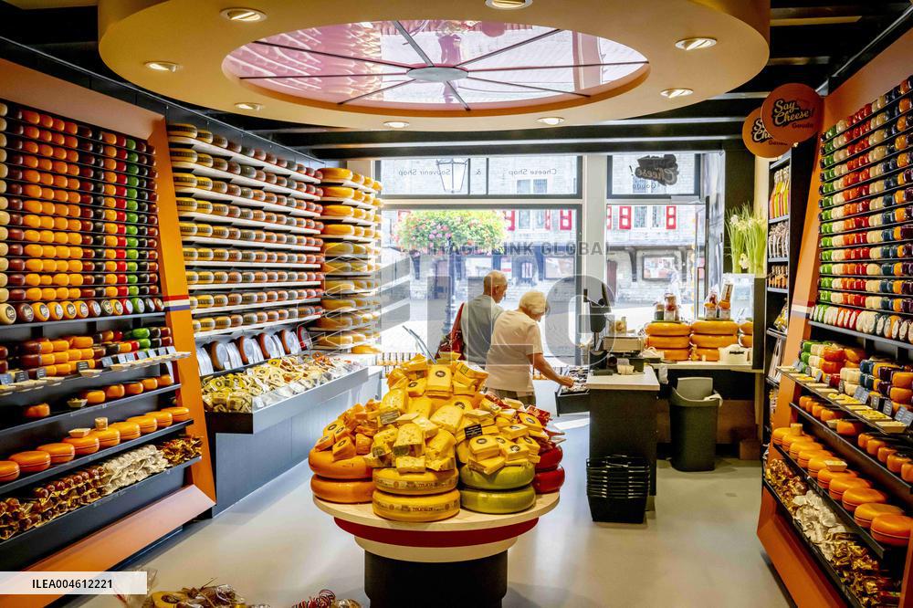 A Cheese Shop - Gouda