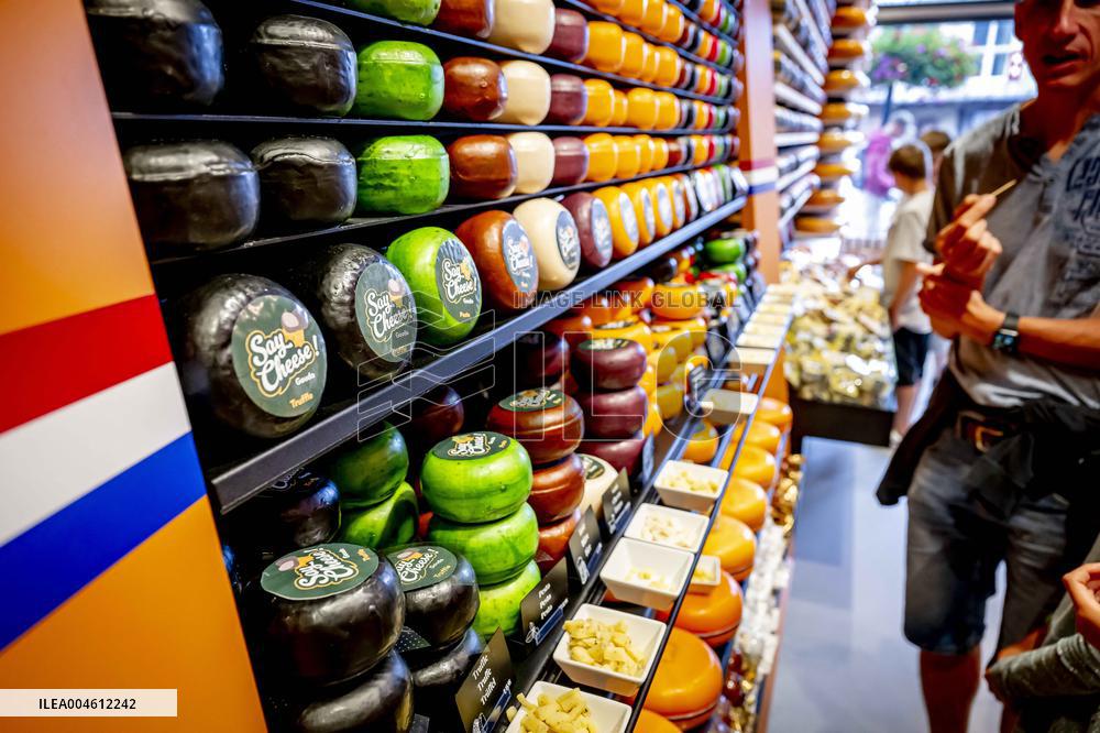 A Cheese Shop - Gouda