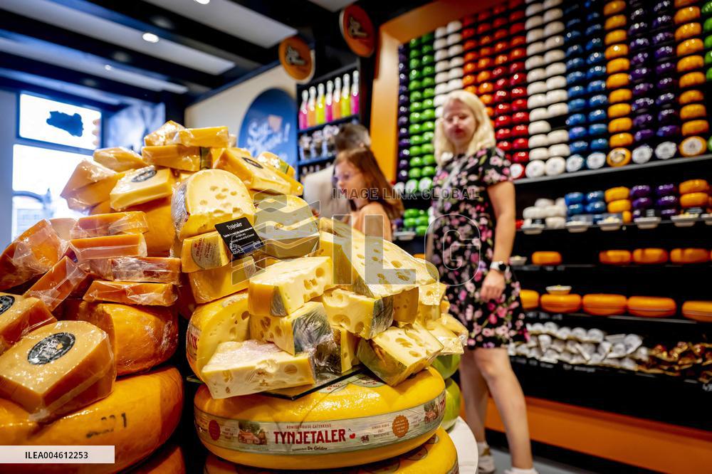 A Cheese Shop - Gouda