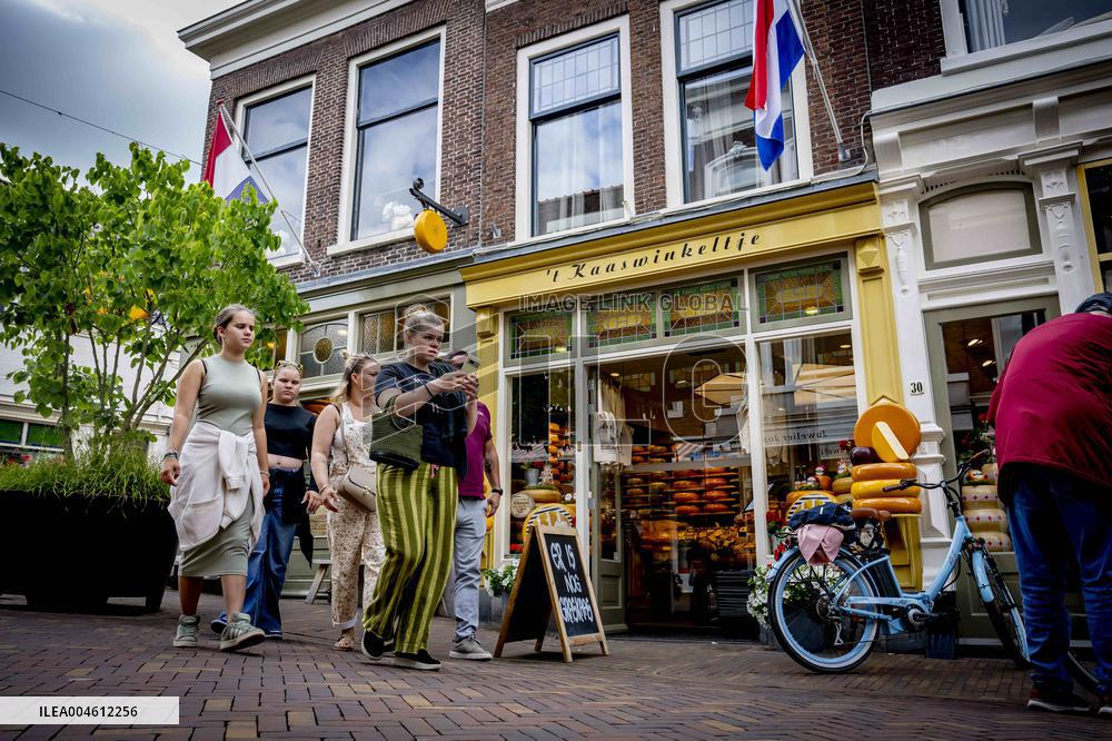 A Cheese Shop - Gouda