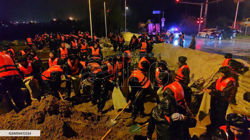 Torrential Rain Kills at Least 30 People in China