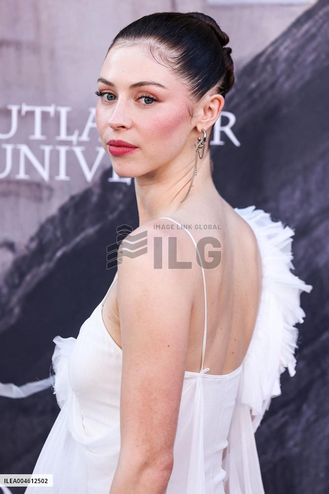 Outlander Blood of My Blood Premiere - LA