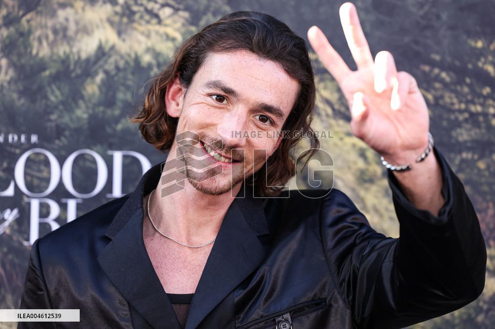 Outlander Blood of My Blood Premiere - LA