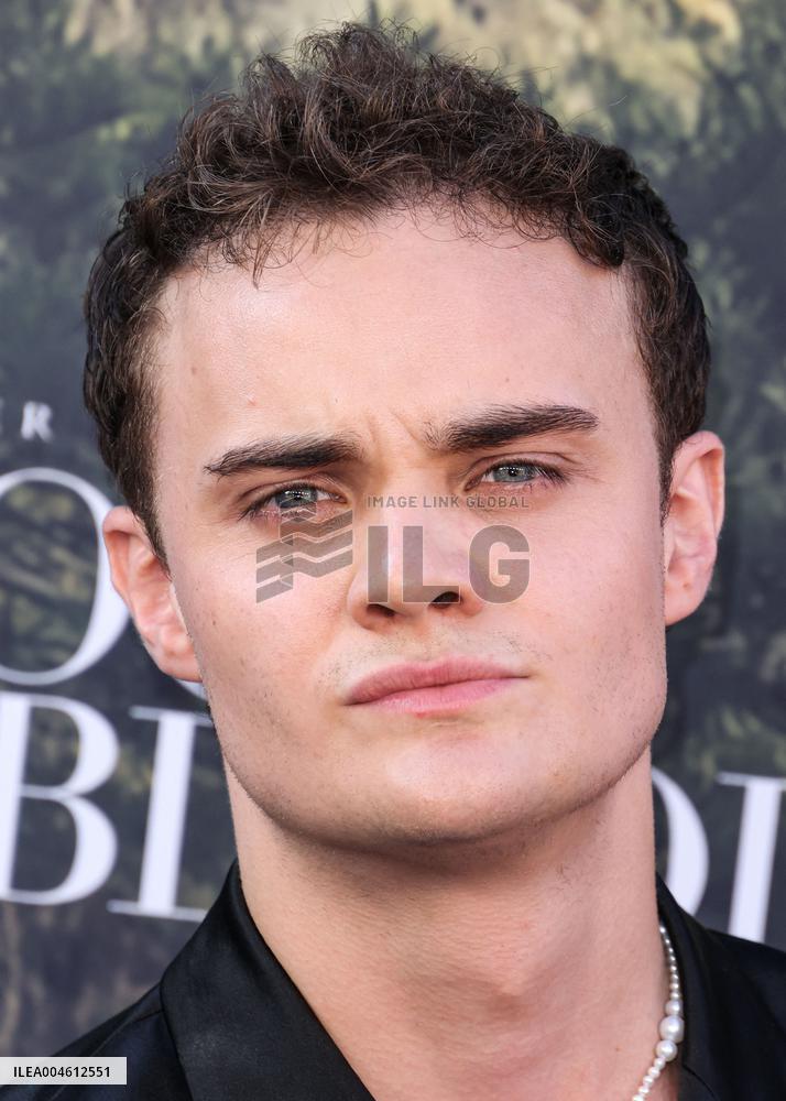 Outlander Blood of My Blood Premiere - LA