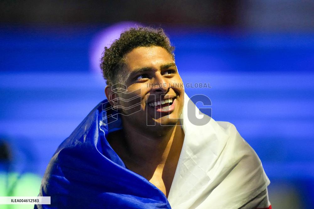 Yohann Ndoye Brouard Wins Bronze in 100 m Backstroke at World Swimming Championships - Singapore