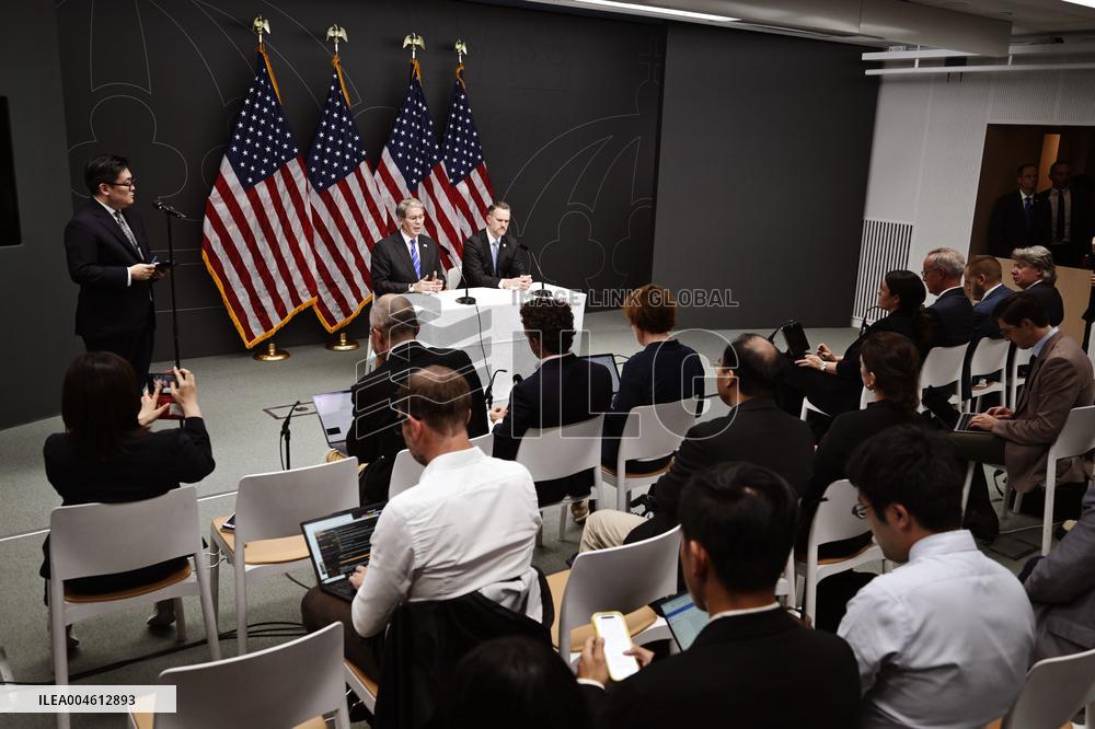 TRADE TALKS USA CHINA