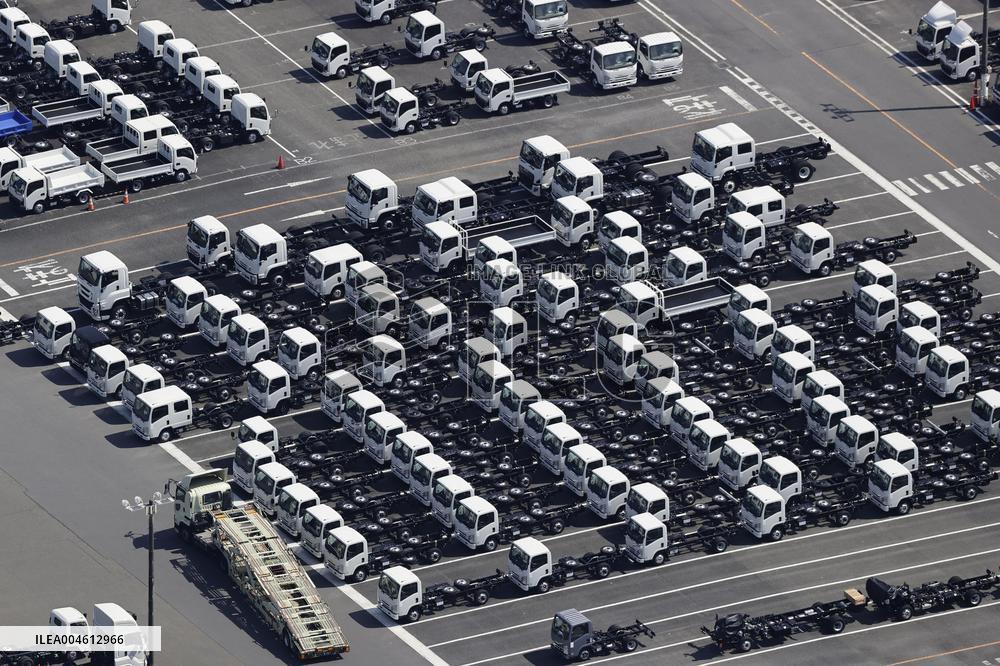 Isuzu Motors factory