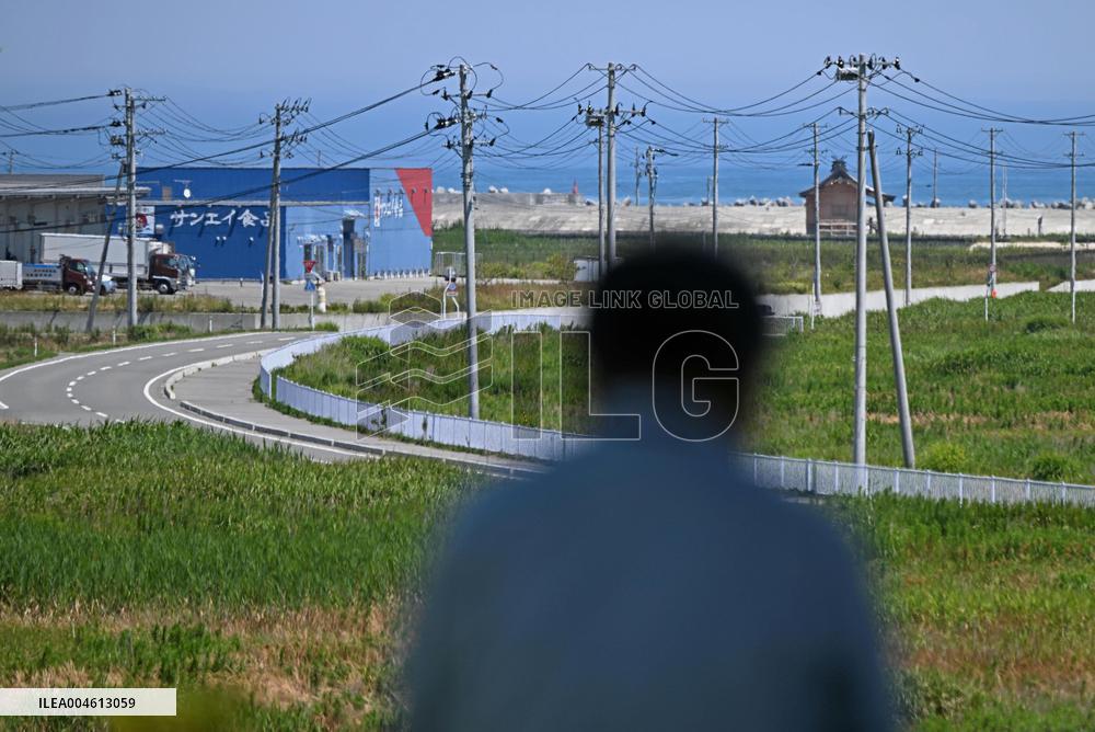 Tsunami warning issued in Japan