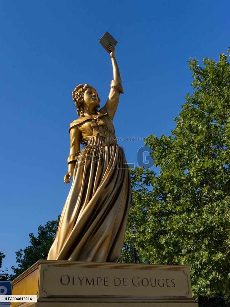 Illustrious Women of the Olympic Games 2024 bd de La Chapelle - Paris