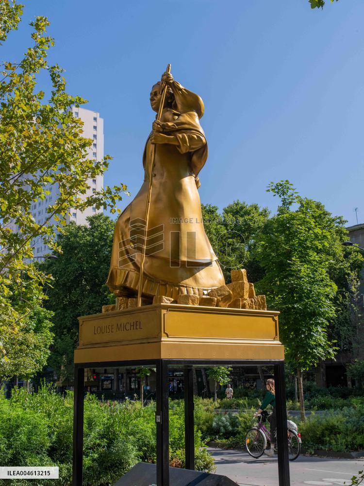 Illustrious Women of the Olympic Games 2024 bd de La Chapelle - Paris