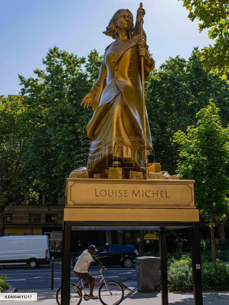 Illustrious Women of the Olympic Games 2024 bd de La Chapelle - Paris