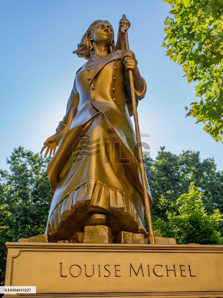 Illustrious Women of the Olympic Games 2024 bd de La Chapelle - Paris