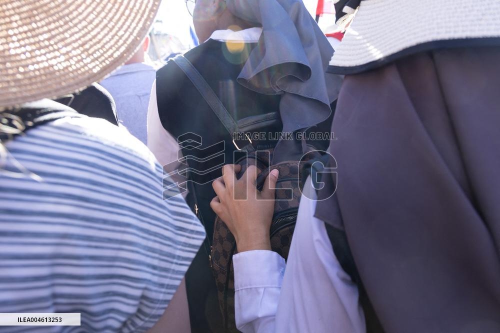 Rome, Young pilgrims await the Welcome Mass for the 2025 Youth Jubilee