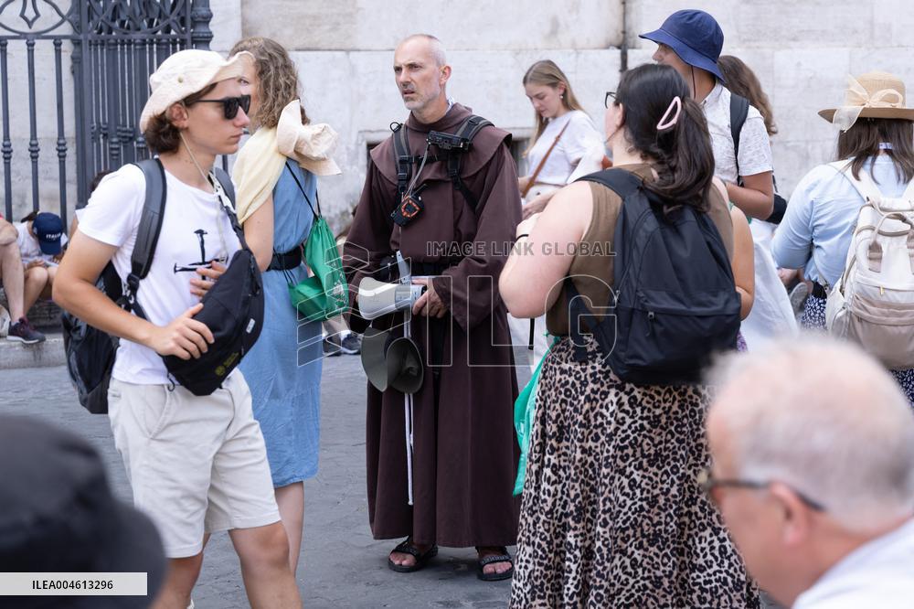 Young Pilgrims Gather at Piazza Navona for 2025 Youth Jubilee - Rome