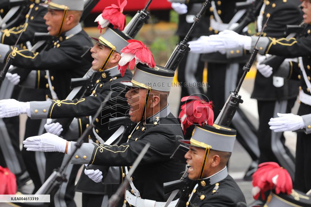 Parade To Commemorate The 204th Anniversary Of Peru's Independence - Lima