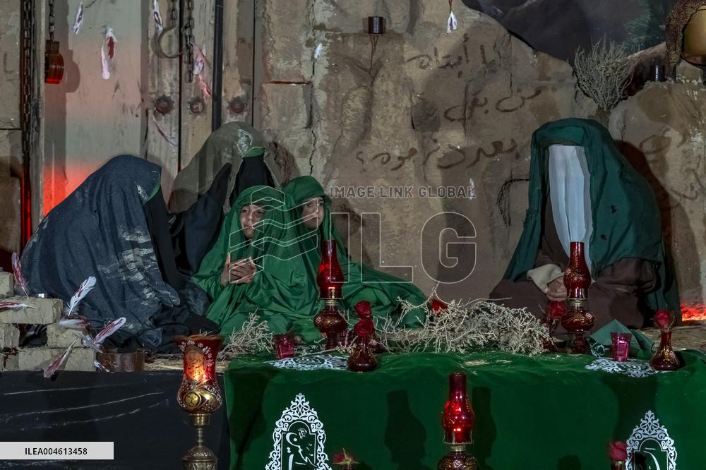 Pilgrims March for Lady Ruqayyah in Karbala