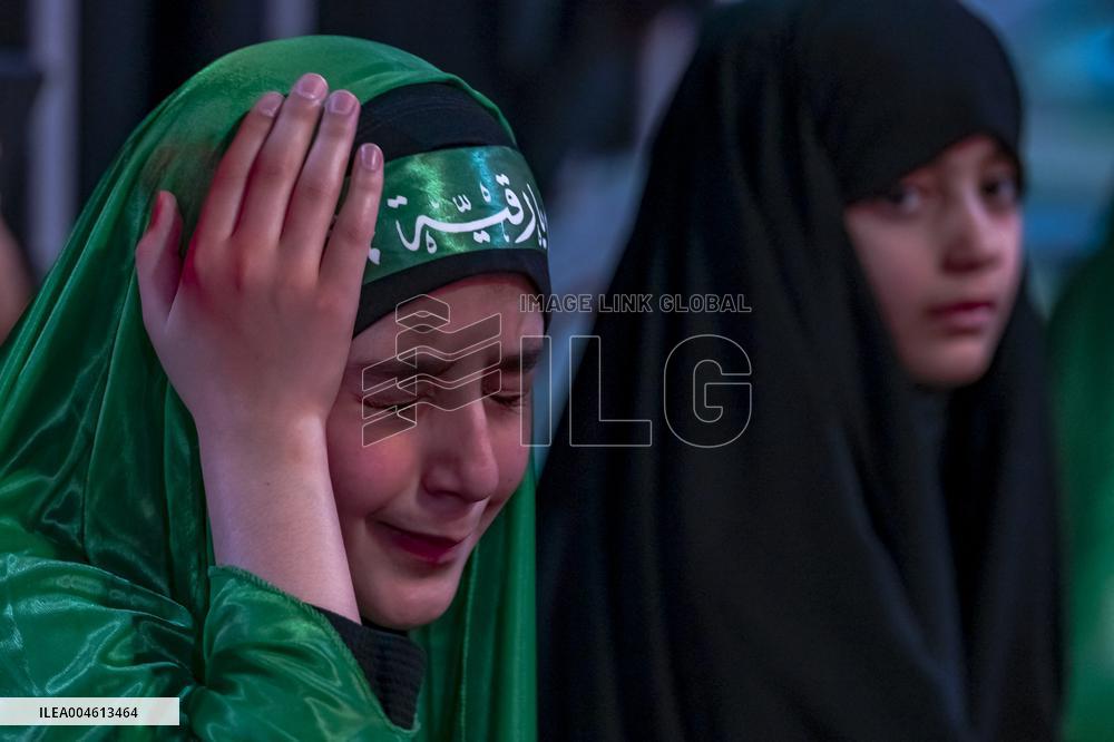 Pilgrims March for Lady Ruqayyah in Karbala