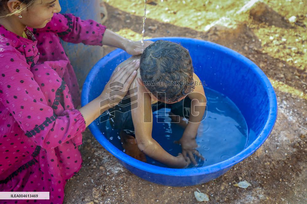 Scorching Heat Torments Displaced Families - Syria