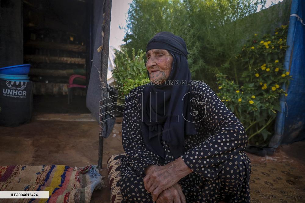 Scorching Heat Torments Displaced Families - Syria