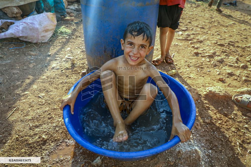 Scorching Heat Torments Displaced Families - Syria