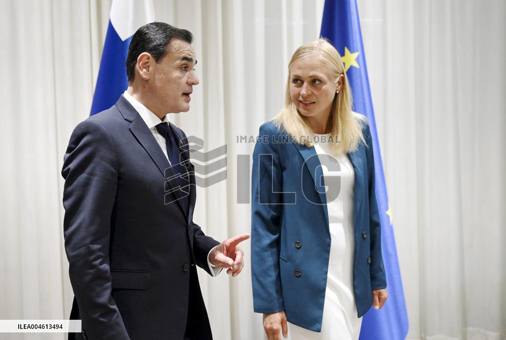 Ulkoministeri Elina Valtonen tapaa Paraguayn ulkoministeri Ruben Ramirez Lezcanon Helsingissä - Kuvausmahdollisuus