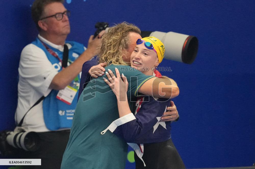 Mollie O'Callaghan At World Aquatics Championships - Singapore