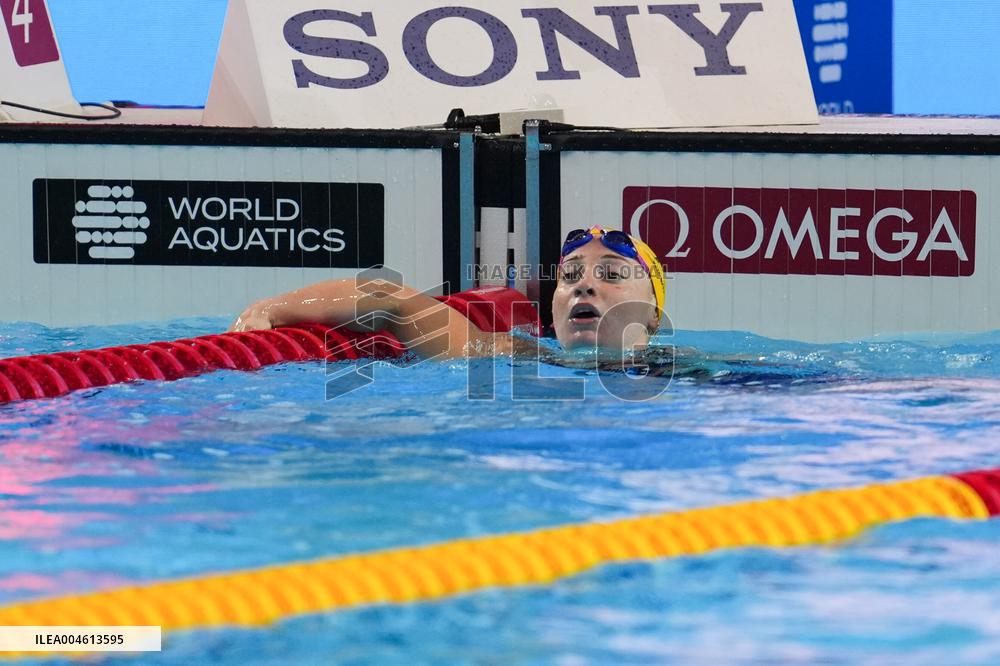 Mollie O'Callaghan At World Aquatics Championships - Singapore