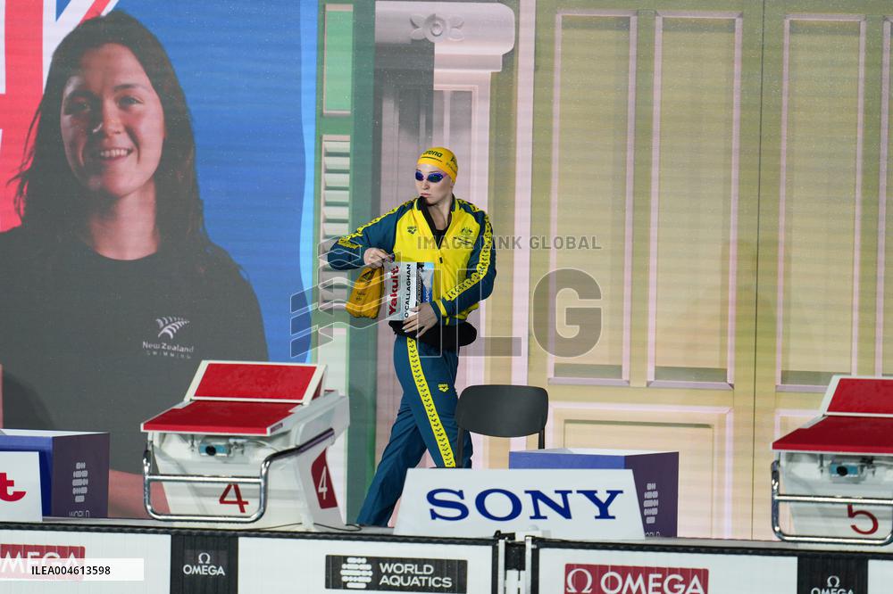 Mollie O'Callaghan At World Aquatics Championships - Singapore