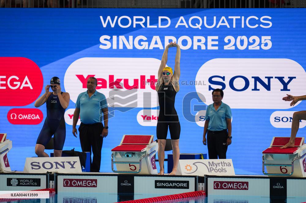 Mollie O'Callaghan At World Aquatics Championships - Singapore