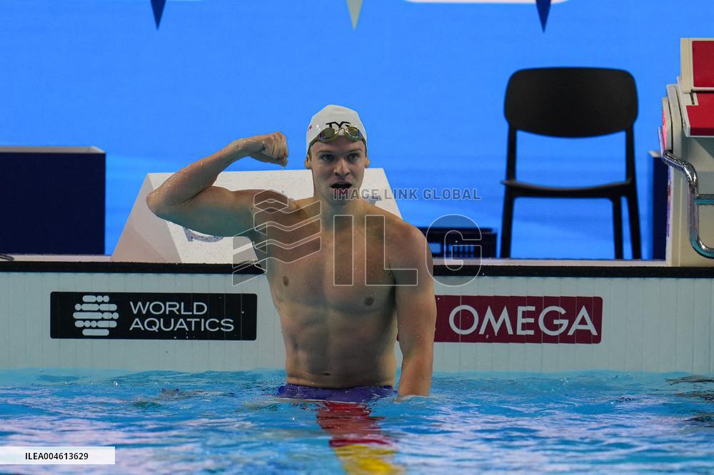 Leon Marchand Breaks 200 Medley Record at Swimming World Championships - Singapore