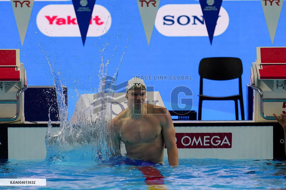 Leon Marchand Breaks 200 Medley Record at Swimming World Championships - Singapore