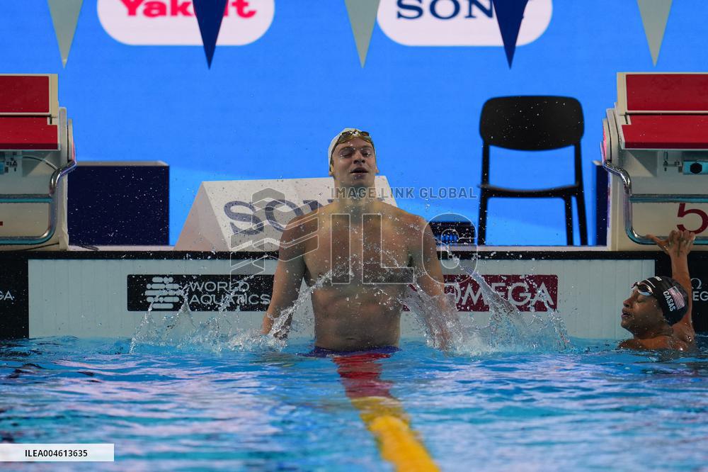 Leon Marchand Breaks 200 Medley Record at Swimming World Championships - Singapore