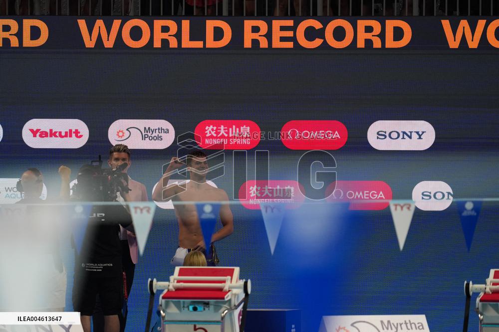 Leon Marchand Breaks 200 Medley Record at Swimming World Championships - Singapore