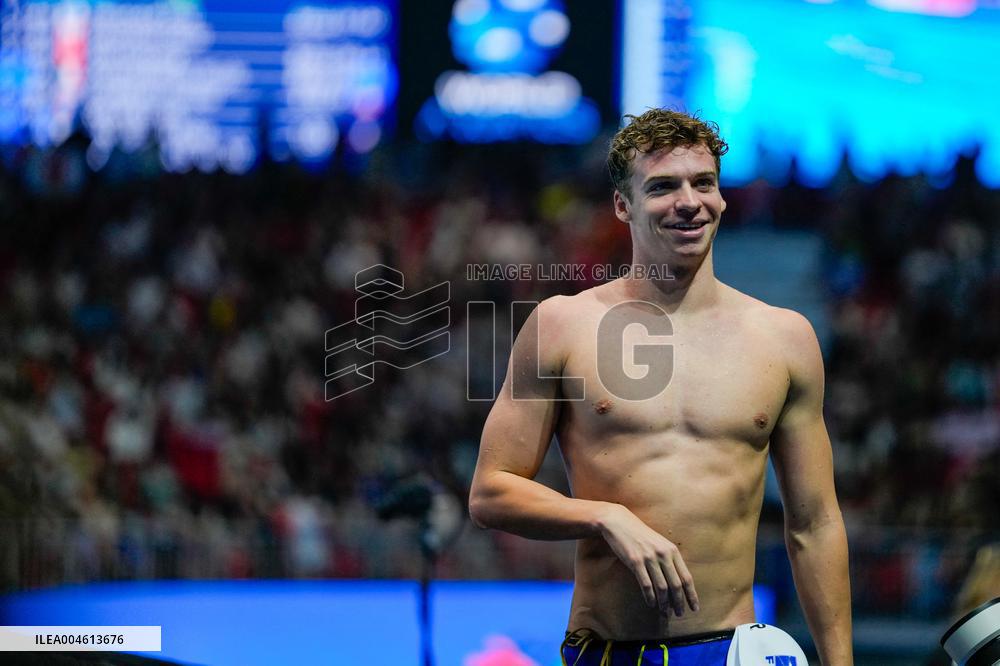 Leon Marchand Breaks 200 Medley Record at Swimming World Championships - Singapore