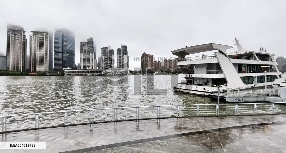 Typhoon Co-may Hit Shanghai