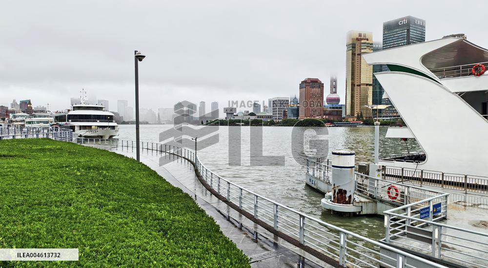 Typhoon Co-may Hit Shanghai