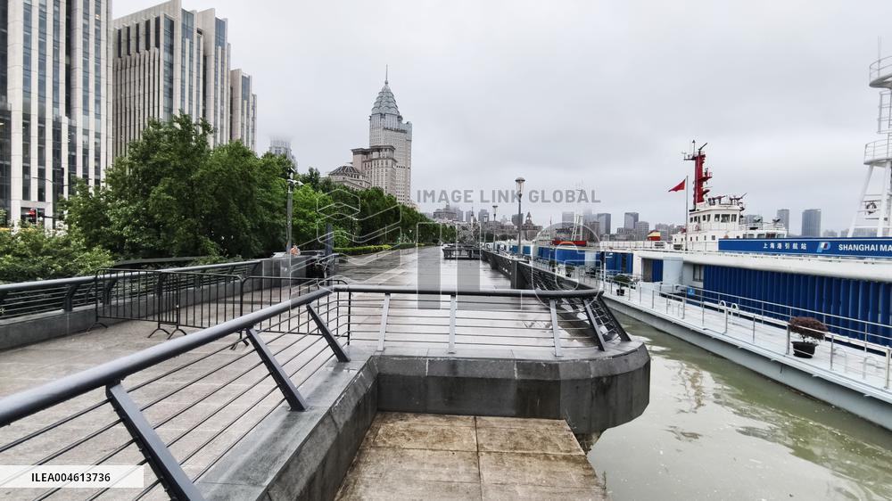 Typhoon Co-may Hit Shanghai