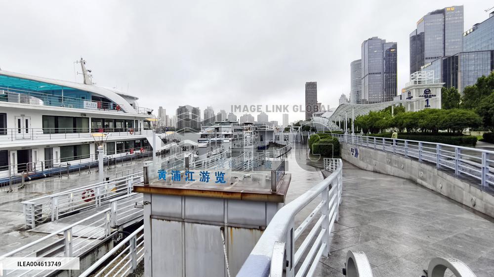 Typhoon Co-may Hit Shanghai