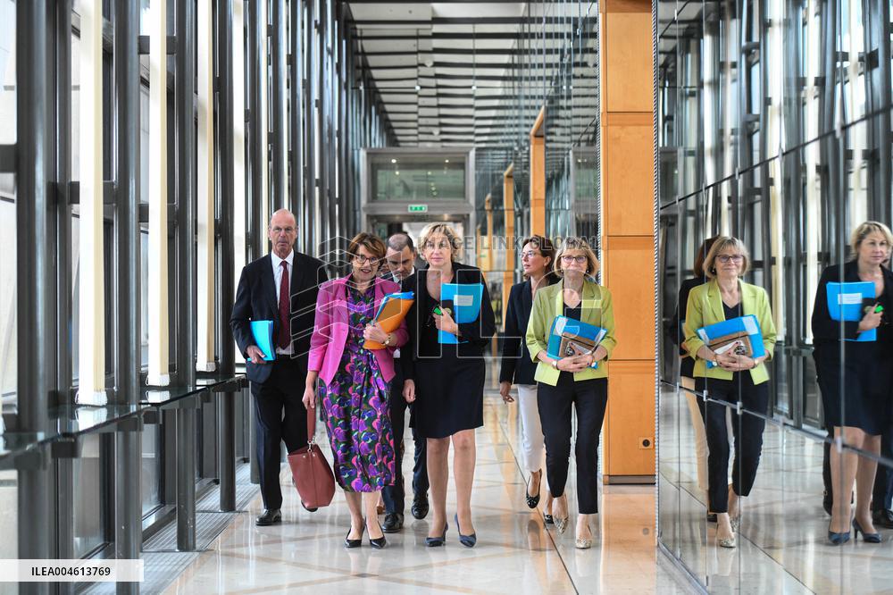 Meeting at Ministry of Economy - Paris