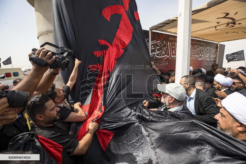 Pilgrims Begin Forty Day Trek to Karbala - Iraq