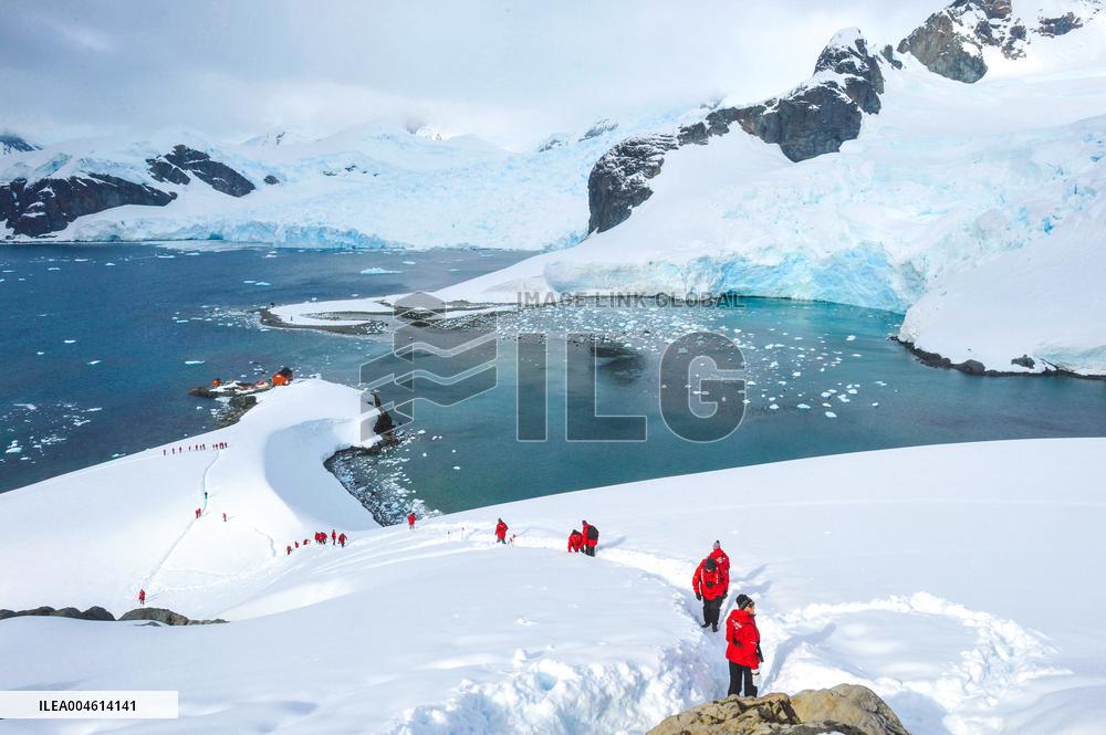 Illustration - Surtourisme